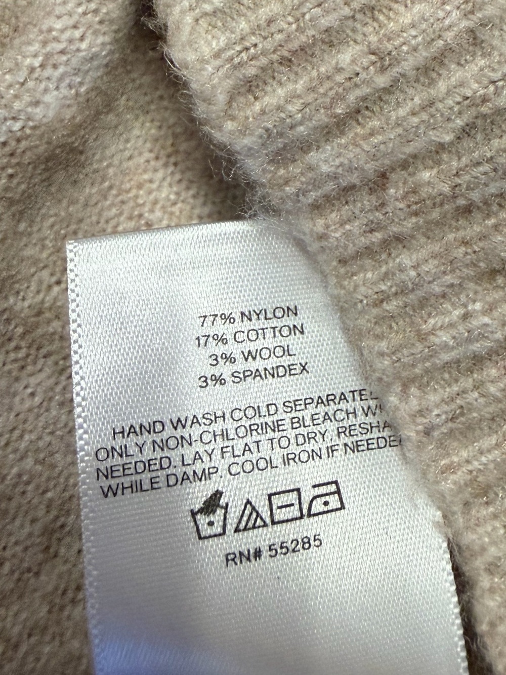 Express Women’s Tan V Neck Sweater, Size Medium - Picture 7 of 7
